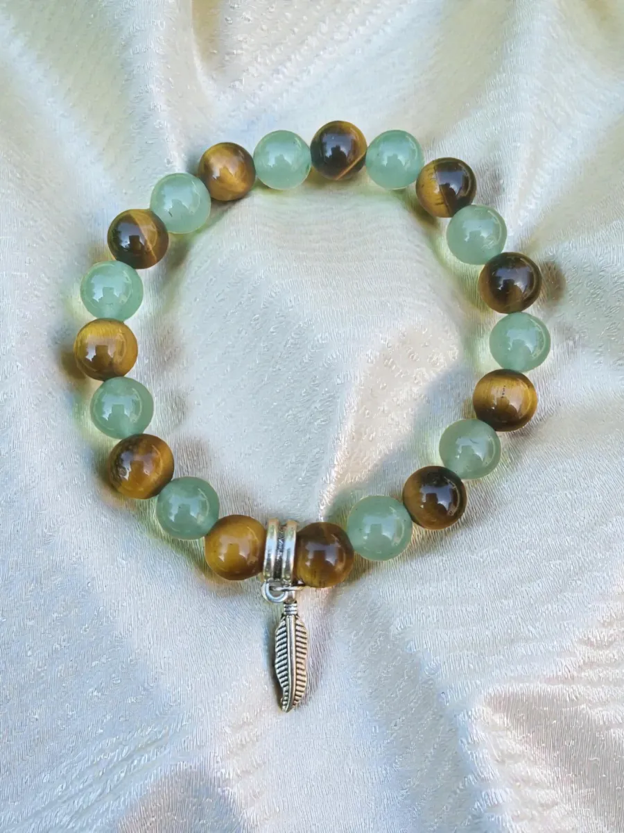 Bracelet aventurine verte et œil de tigre avec pendentif plume argenté