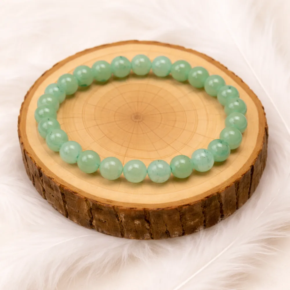 Bracelet aventurine verte naturelle perles 8 mm sur support en bois