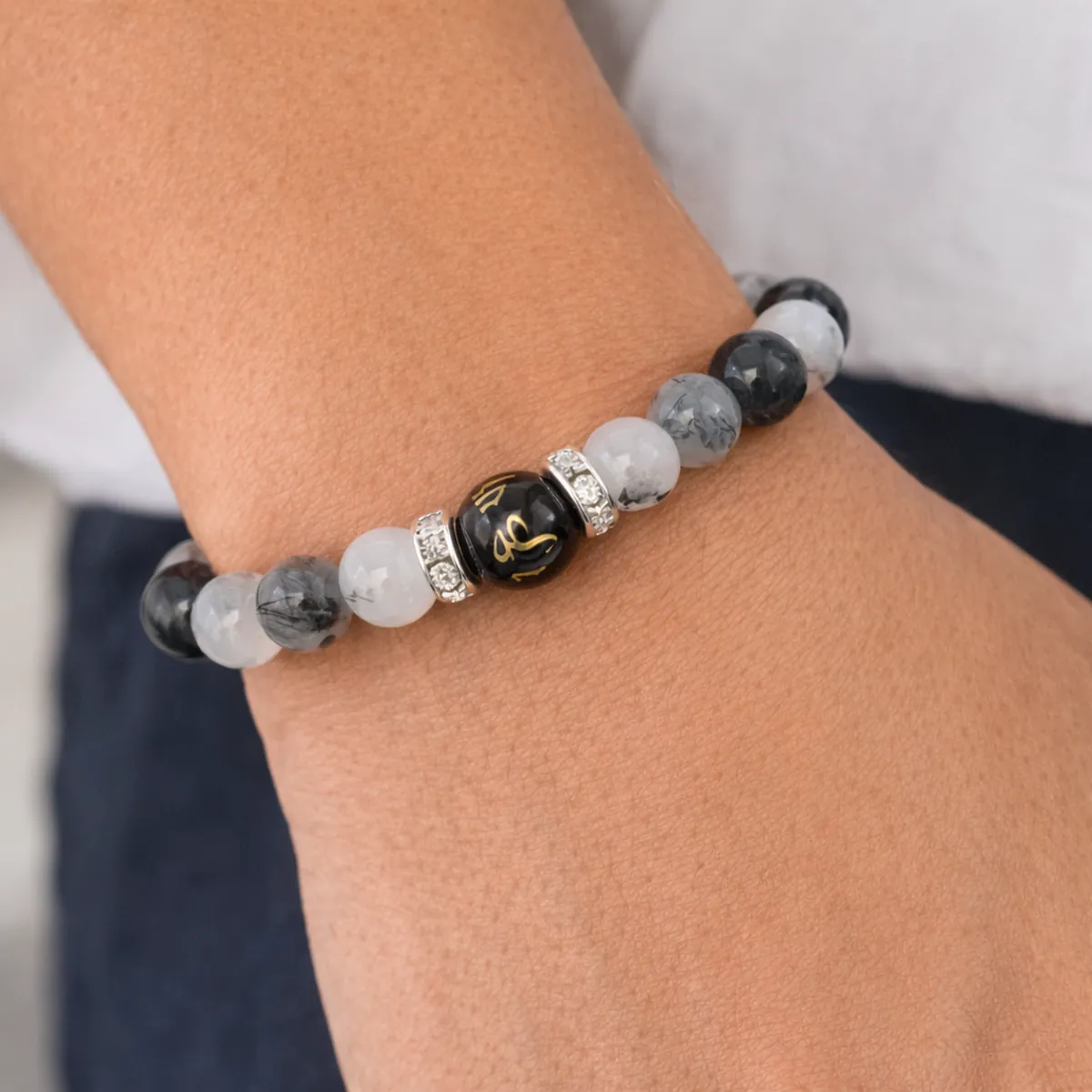 Bracelet Quartz Tourmaline Agate 8 mm qualité AA porté au poignet