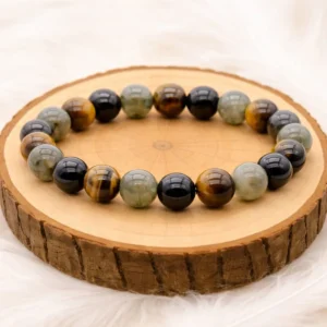 Bracelet Confiance et Protection en pierres naturelles sur support en bois