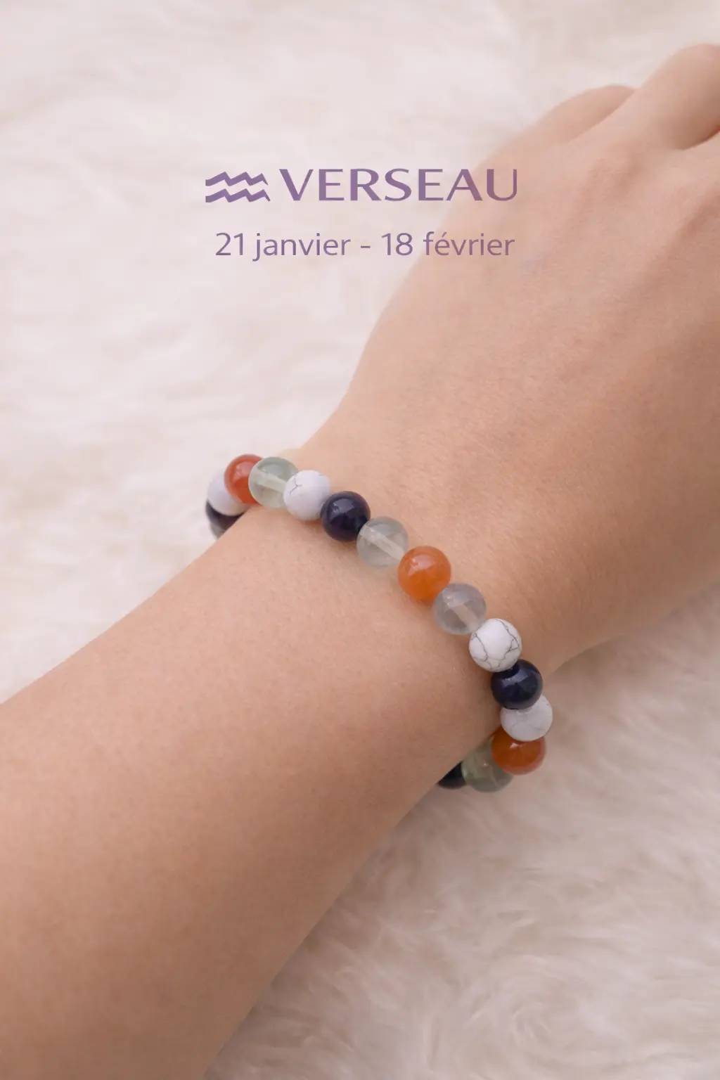 bracelet verseau fluorine amethyste howlite cornaline au poignet