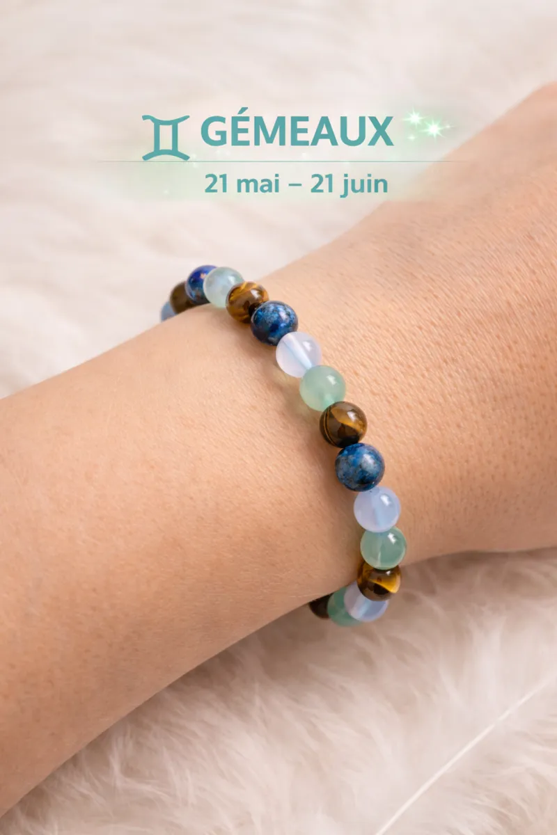 Bracelet Gémeaux porté au poignet avec pierres naturelles : Lapis-lazuli, Calcédoine, Aventurine verte, Œil de tigre.